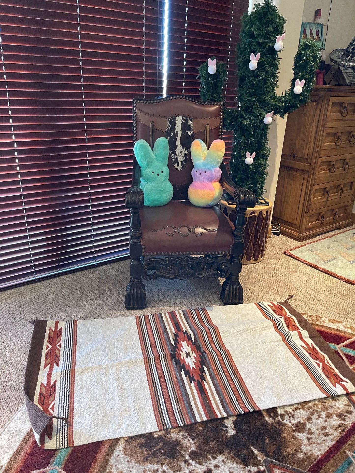 Large CANTINA Azteca rug Cream beige