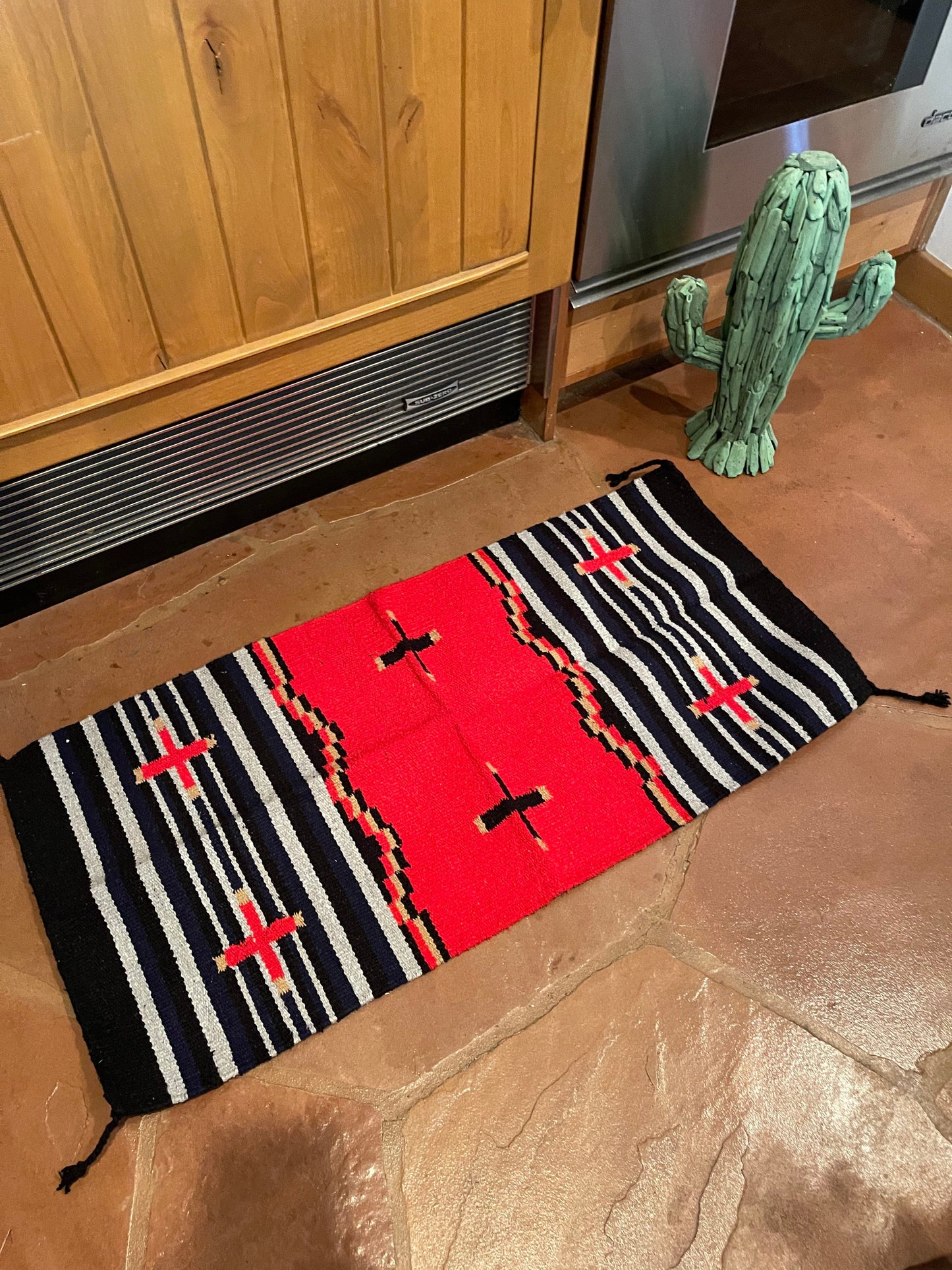 Southwest Azteca accent rug 40”-20”